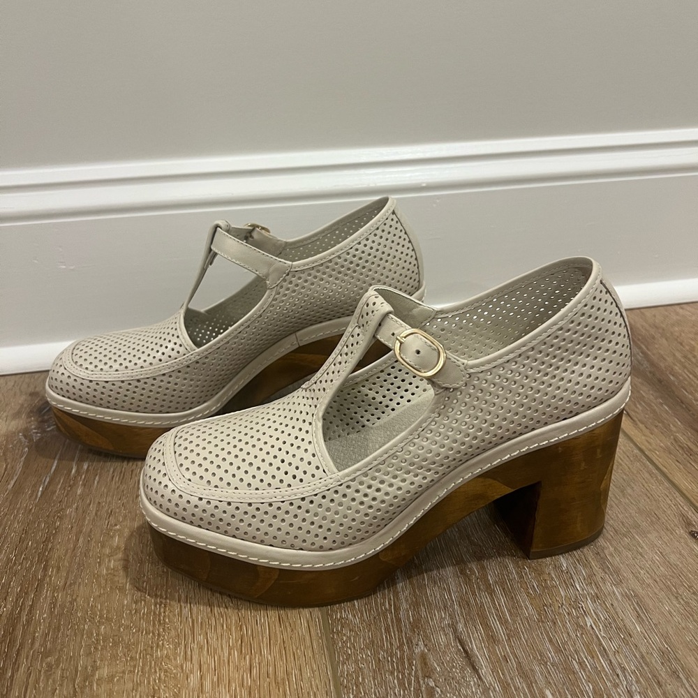 Matisse Enzo Platform Clog - Picture 2 of 4